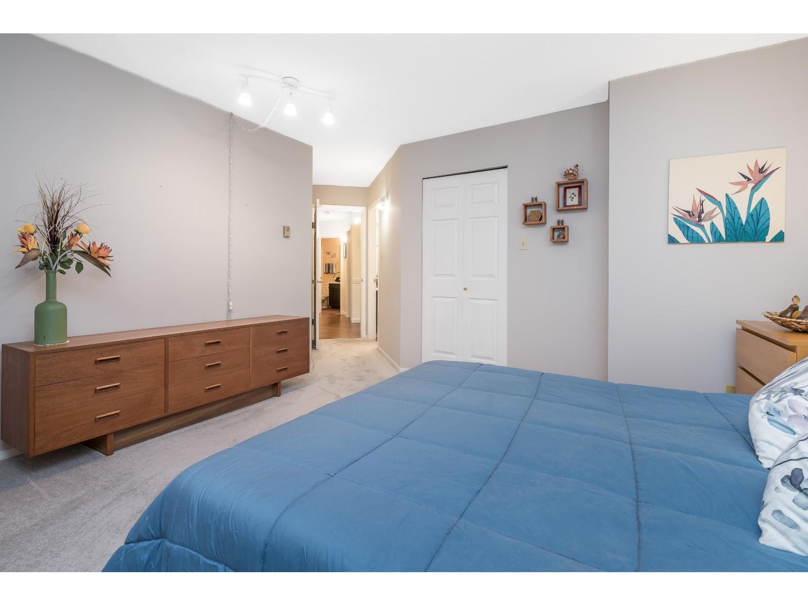 203 1378 FIR STREET, White Rock