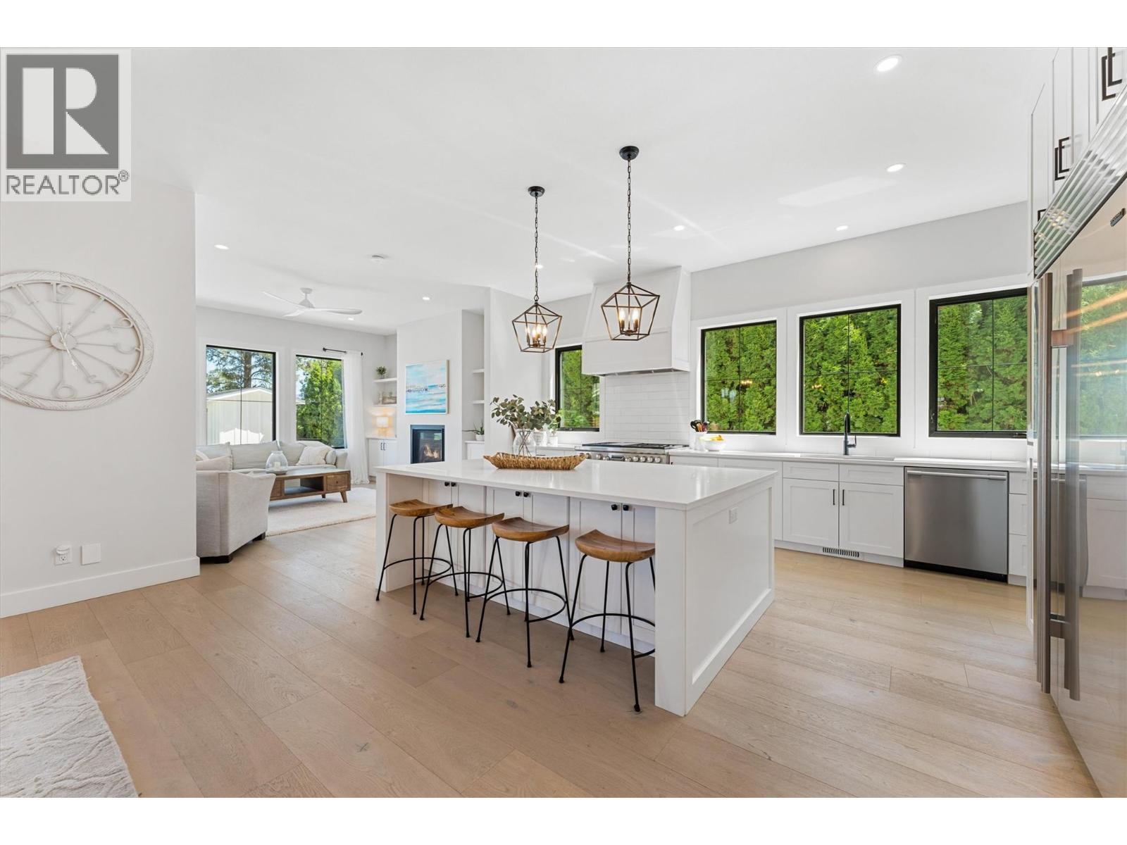  1180 Mission Ridge Road, Kelowna