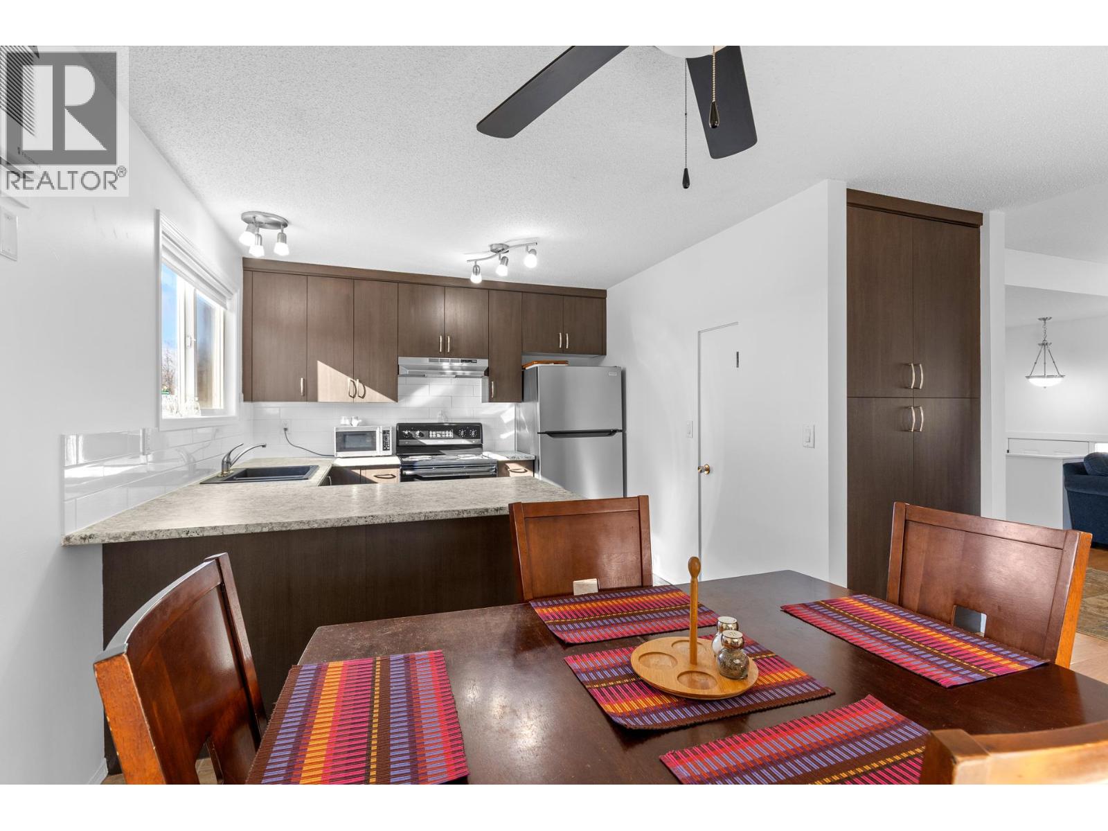  525B Jaschinsky Road, Kelowna