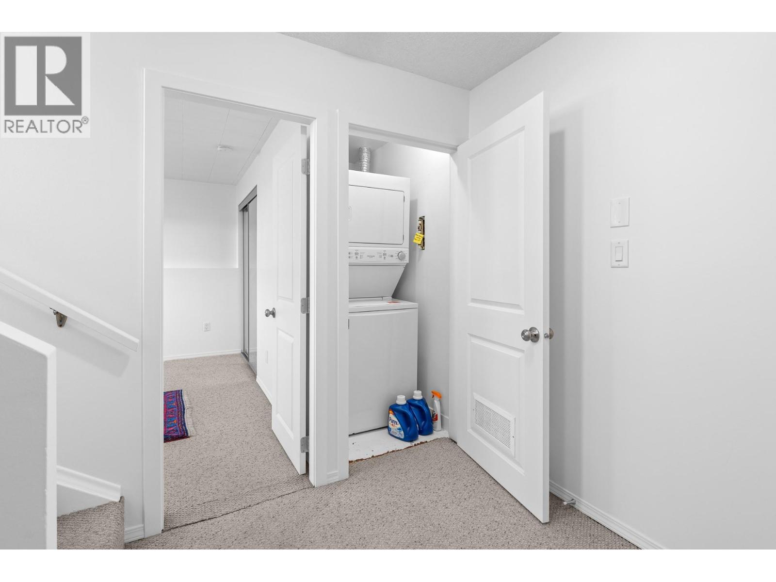  525B Jaschinsky Road, Kelowna