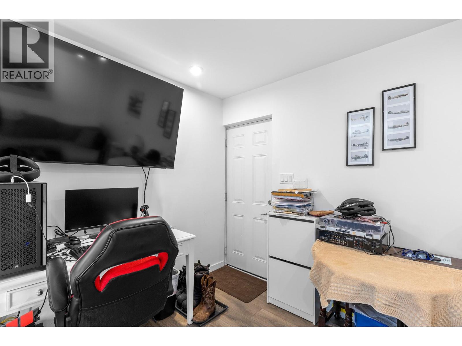  525B Jaschinsky Road, Kelowna