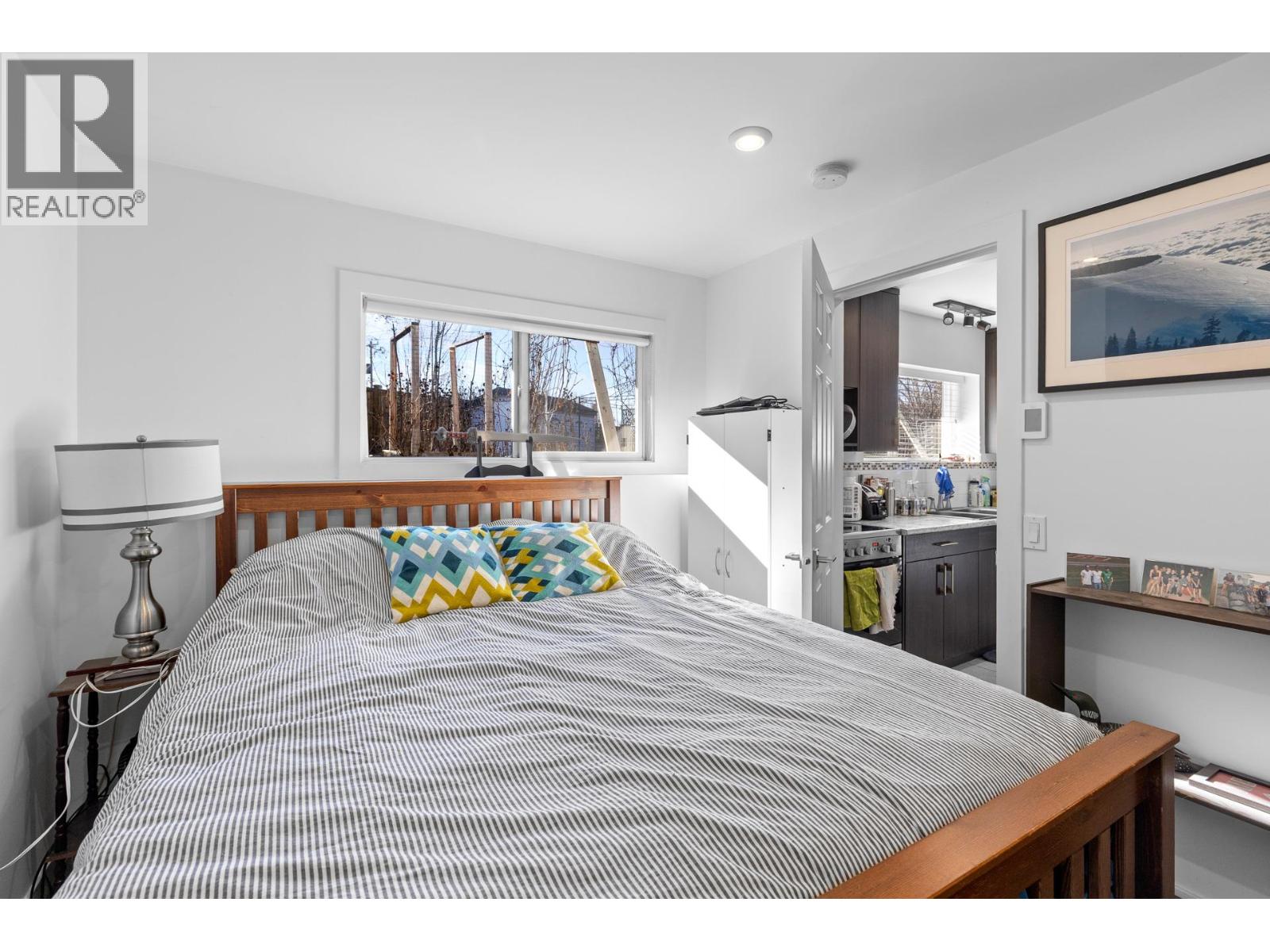  525B Jaschinsky Road, Kelowna