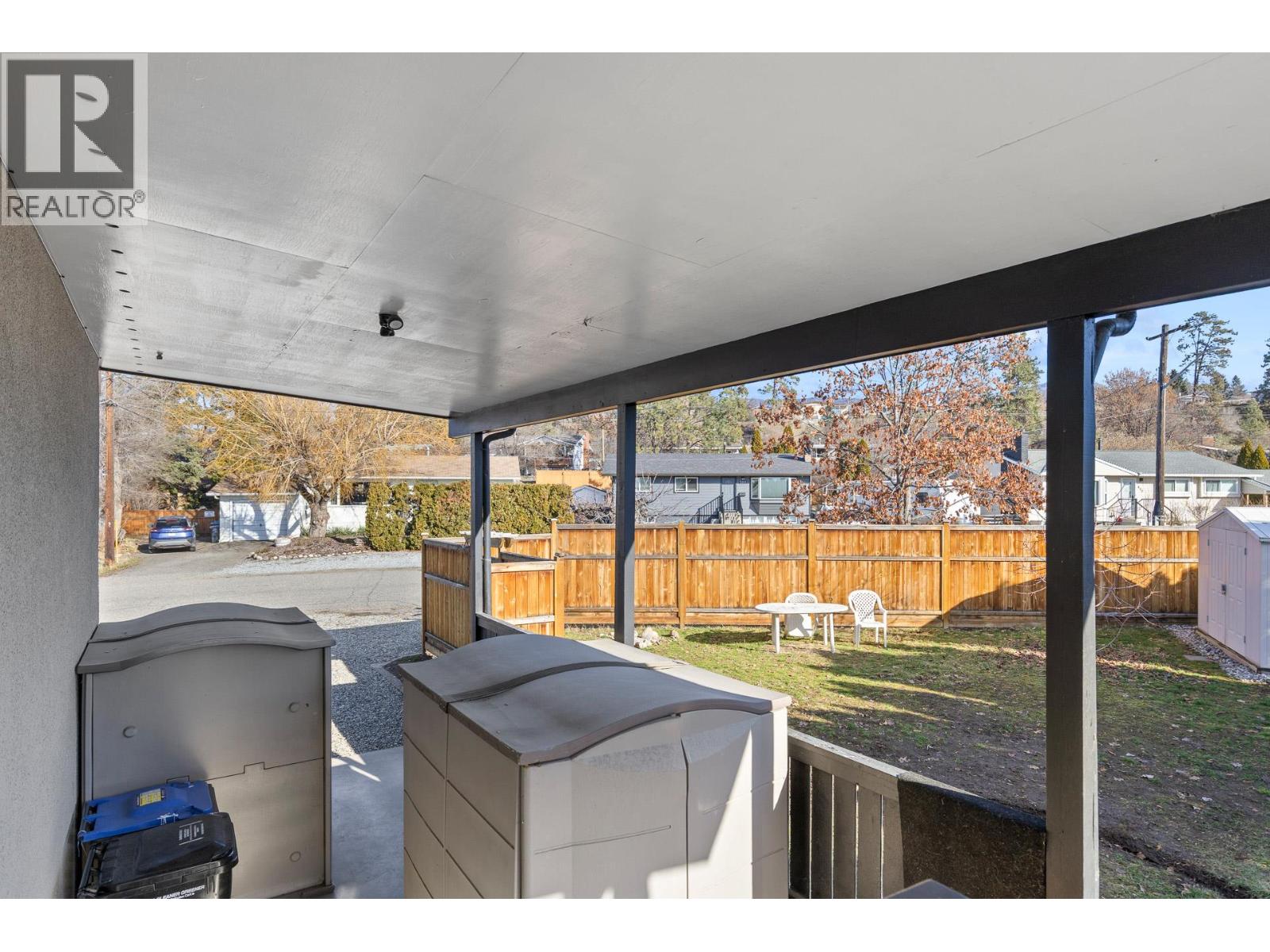  525B Jaschinsky Road, Kelowna