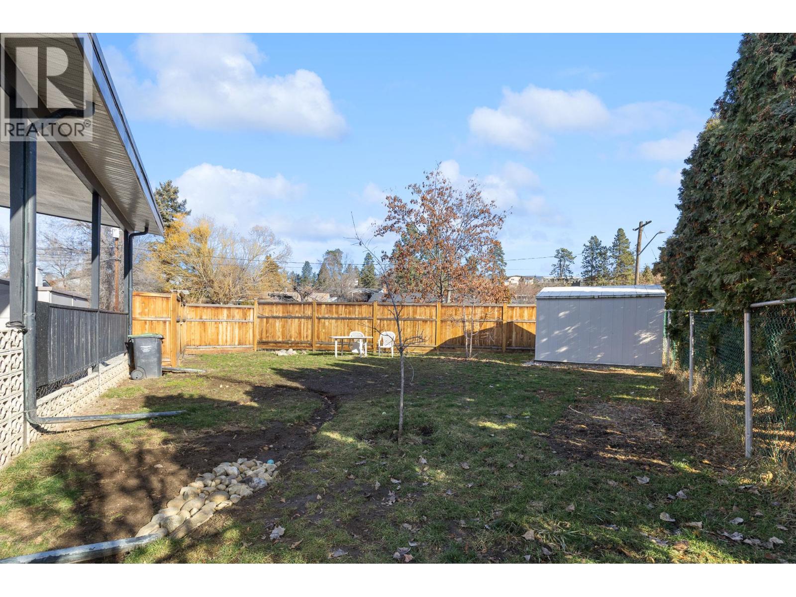  525B Jaschinsky Road, Kelowna