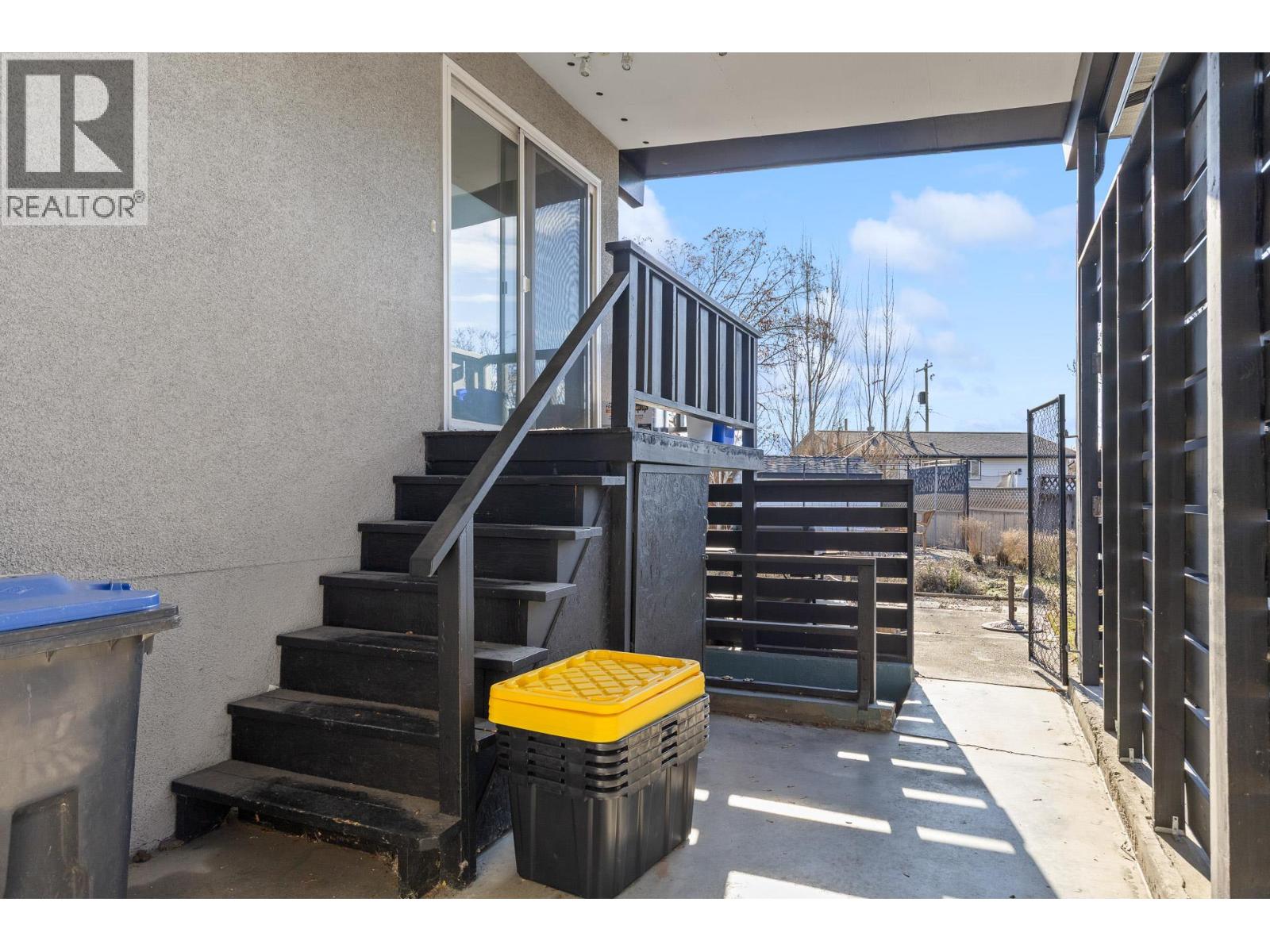  525B Jaschinsky Road, Kelowna