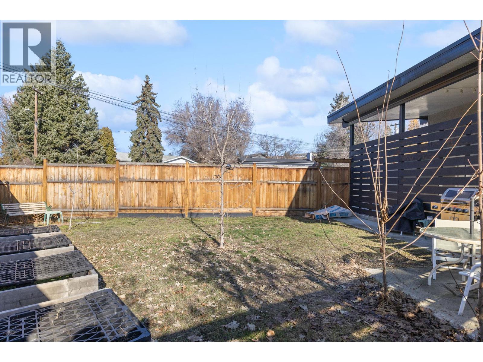  525B Jaschinsky Road, Kelowna