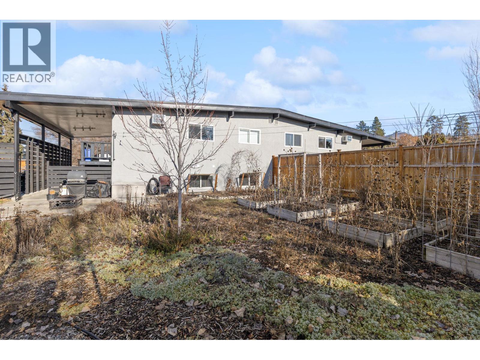  525B Jaschinsky Road, Kelowna