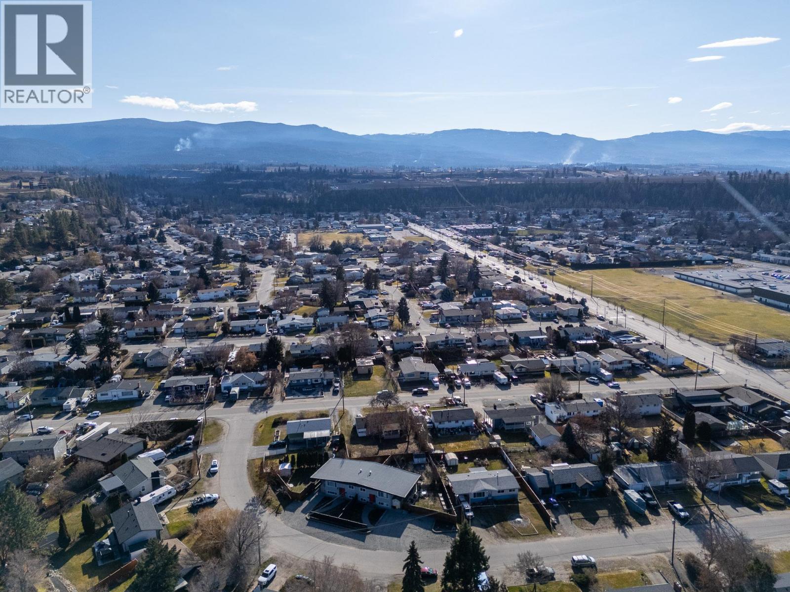  525B Jaschinsky Road, Kelowna