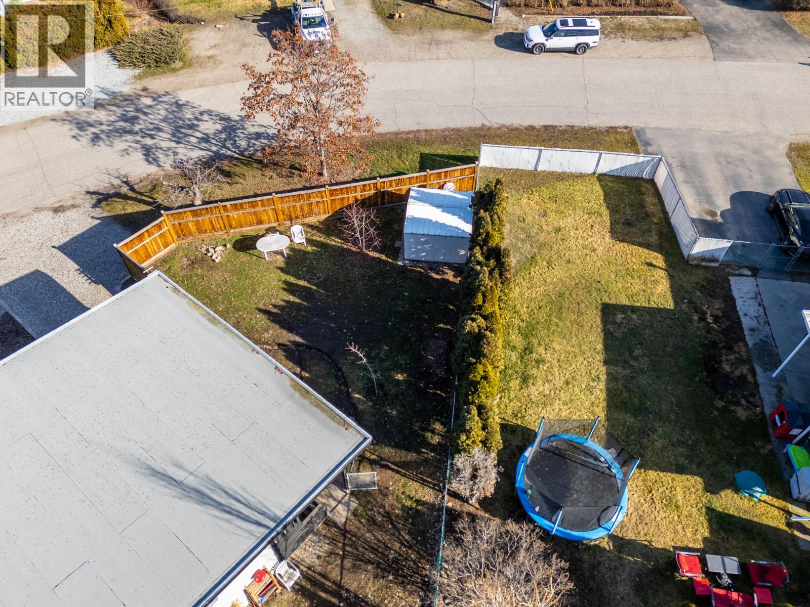  525B Jaschinsky Road, Kelowna