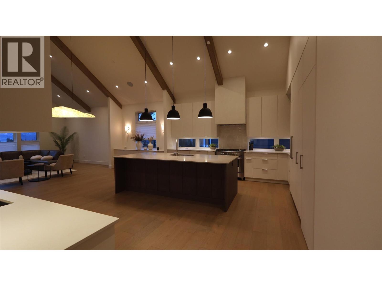  17579 SANBORN Street, Summerland