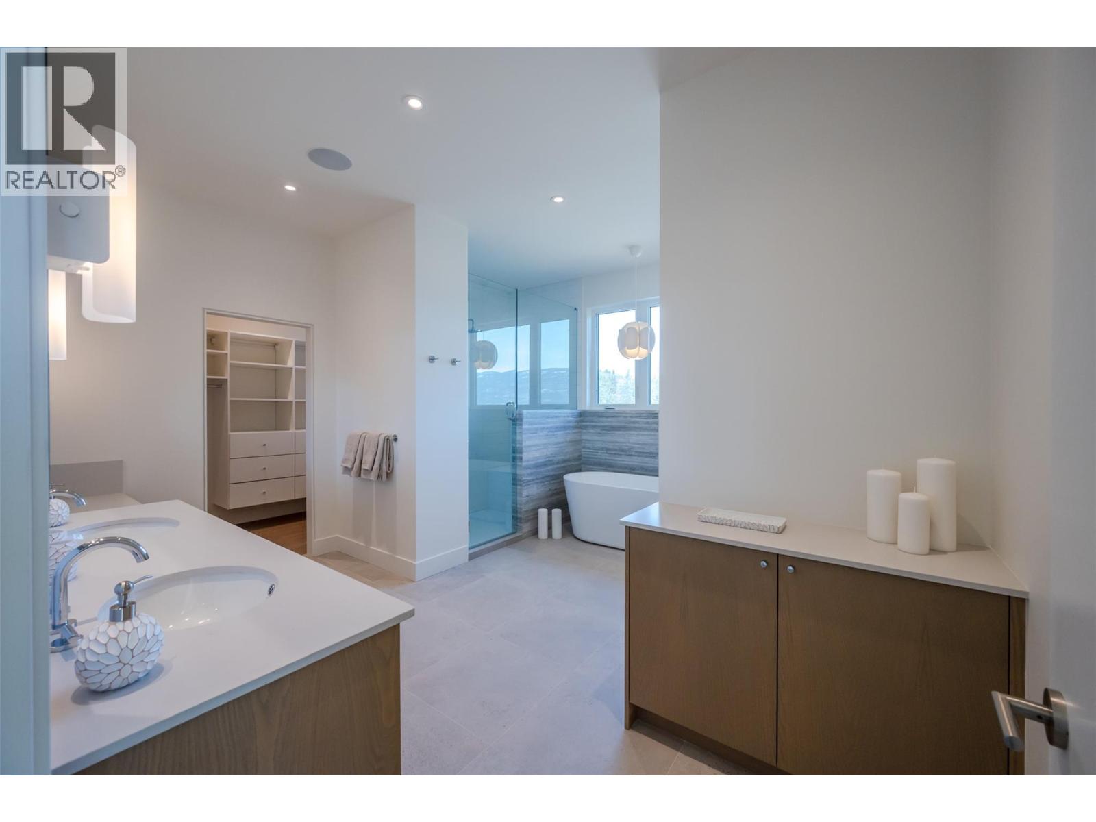  17579 SANBORN Street, Summerland