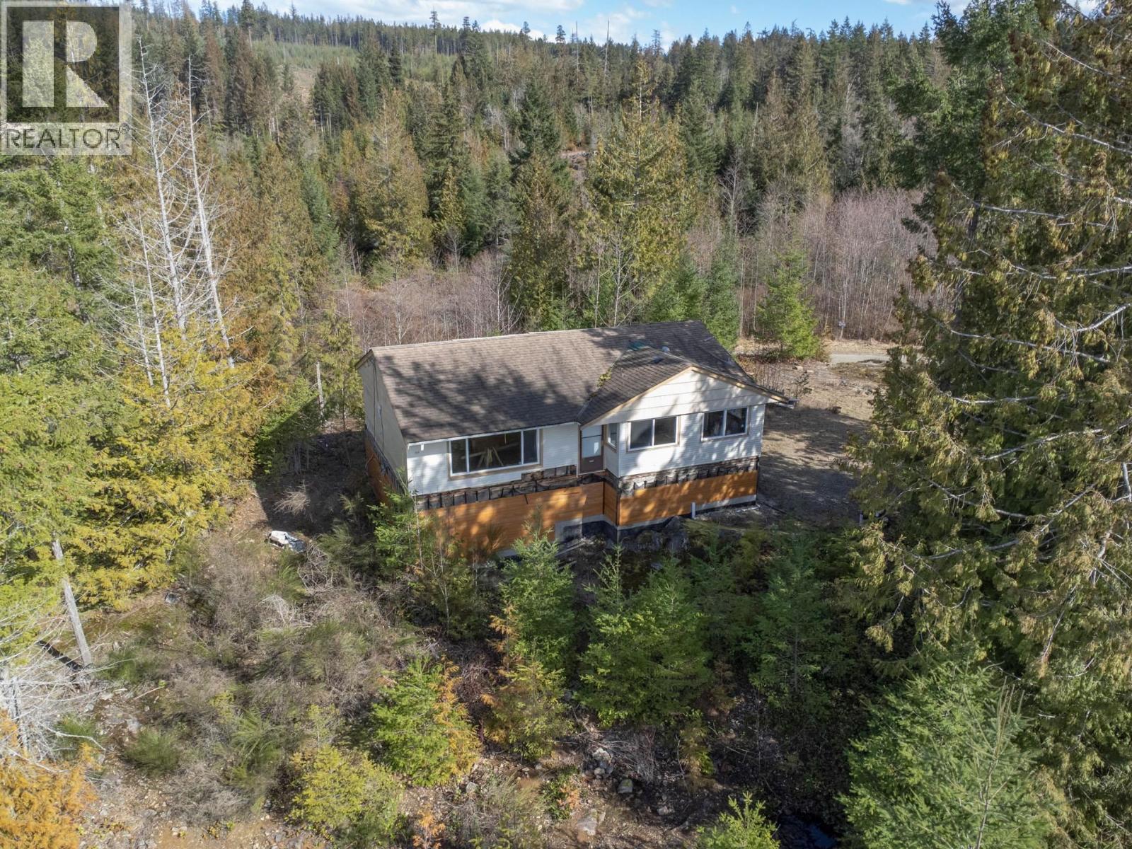 9305 STEPHENS WAY, Halfmoon Bay