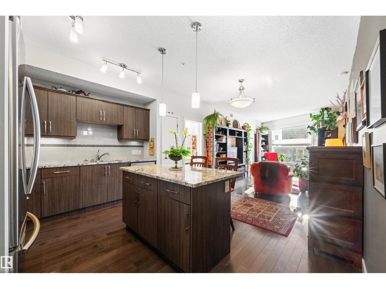 #402 10523 123 ST NW, Edmonton