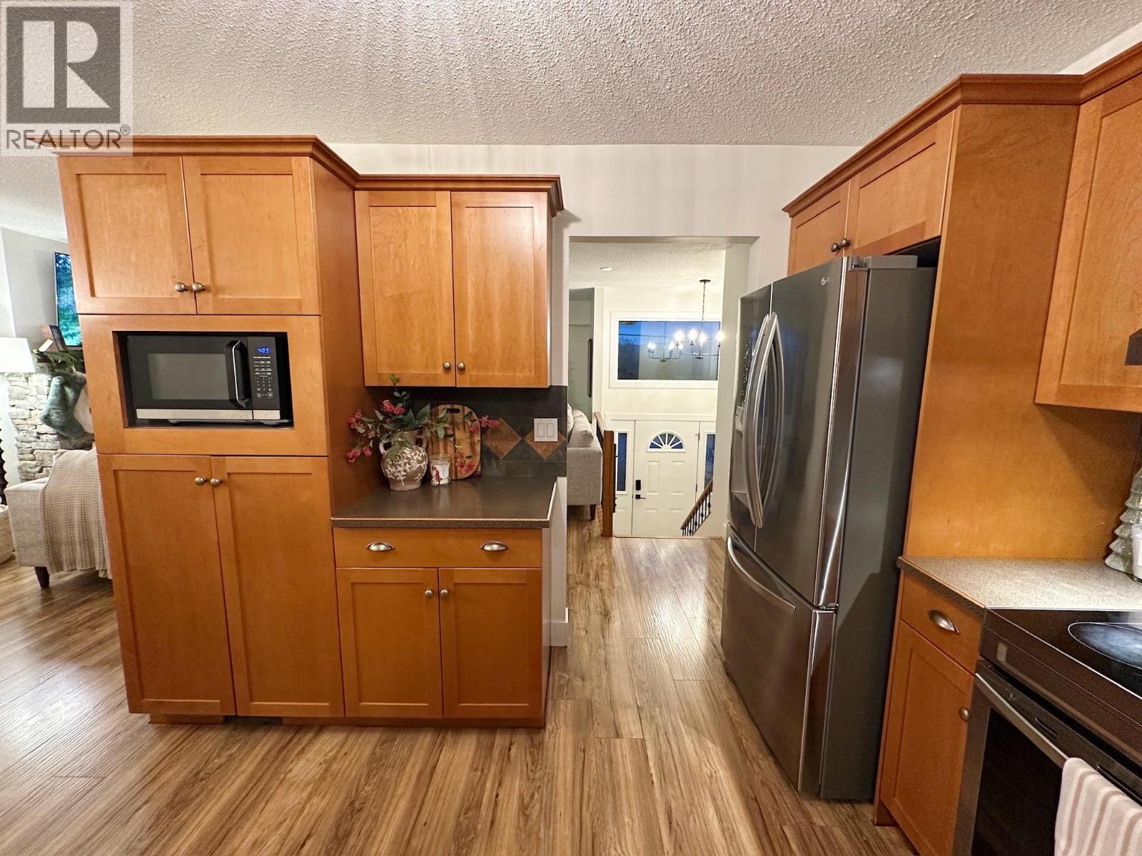  995 Graf Road, Kelowna