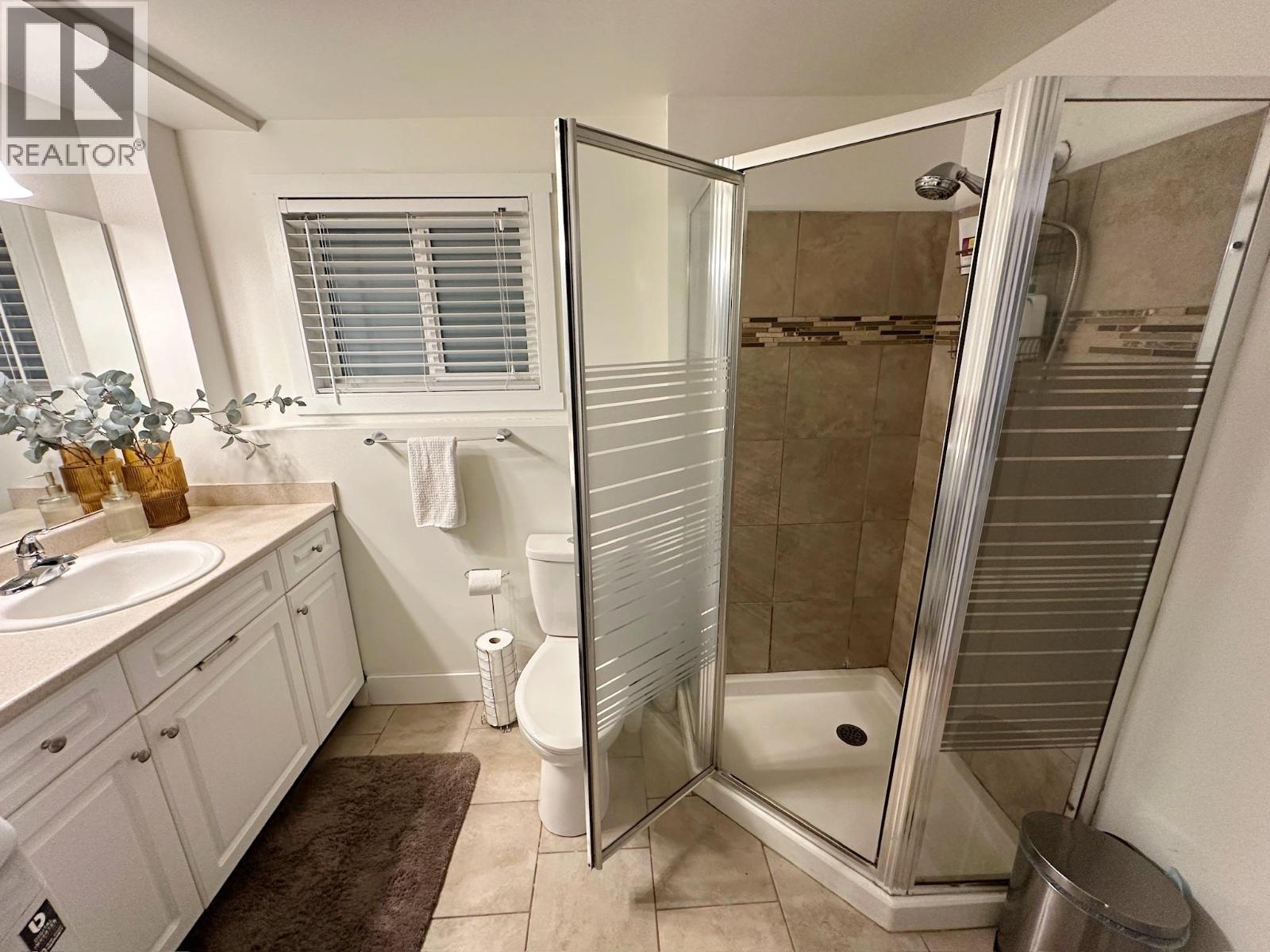  995 Graf Road, Kelowna