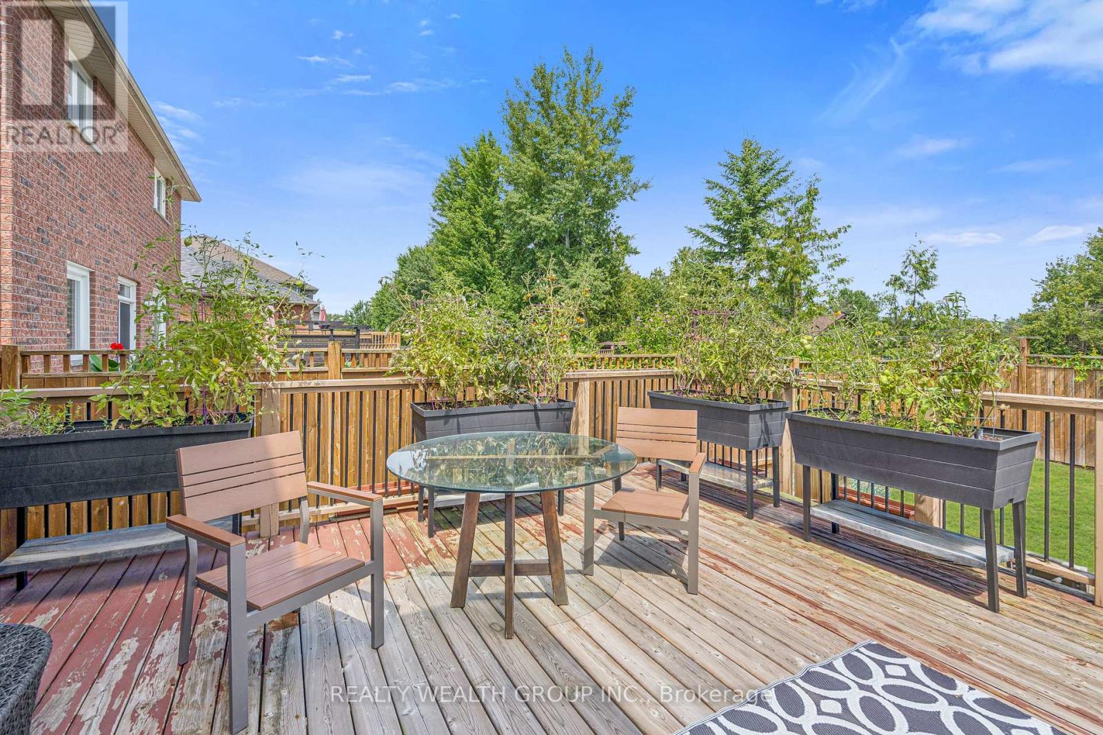 896 BOOTH AVENUE - 33