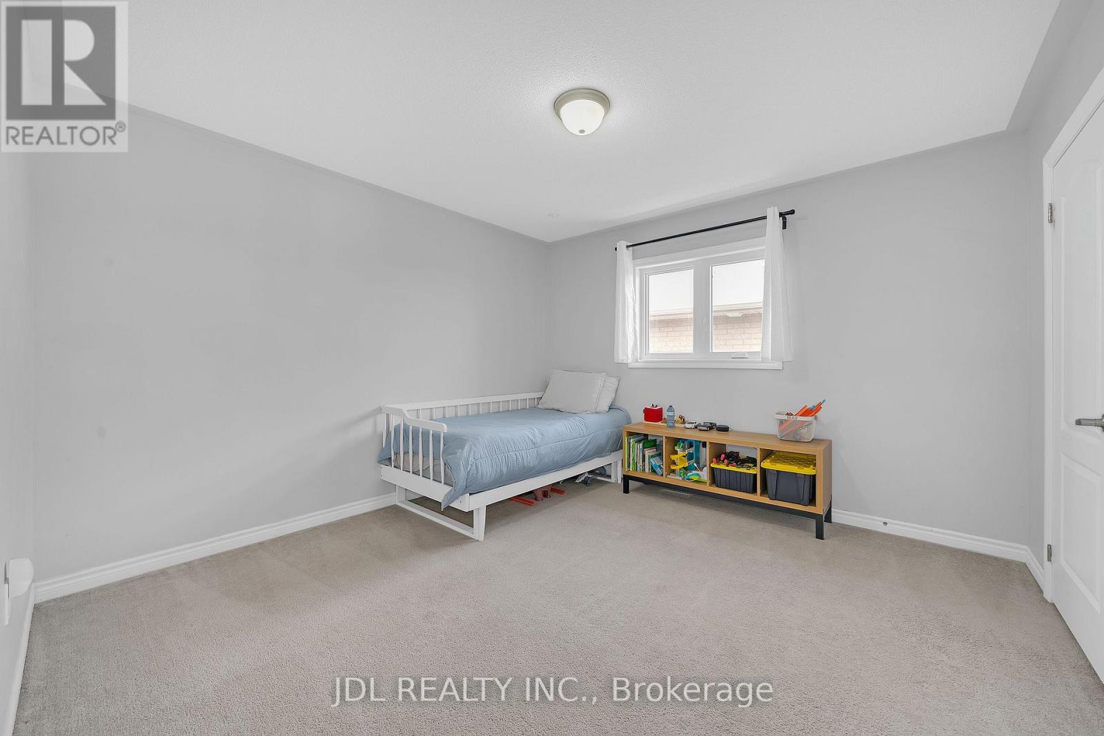 376 MILLER PARK AVENUE - 33