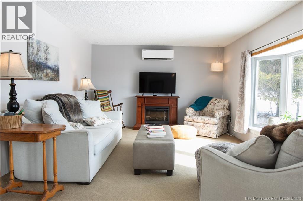 2 Miller Lane - 3