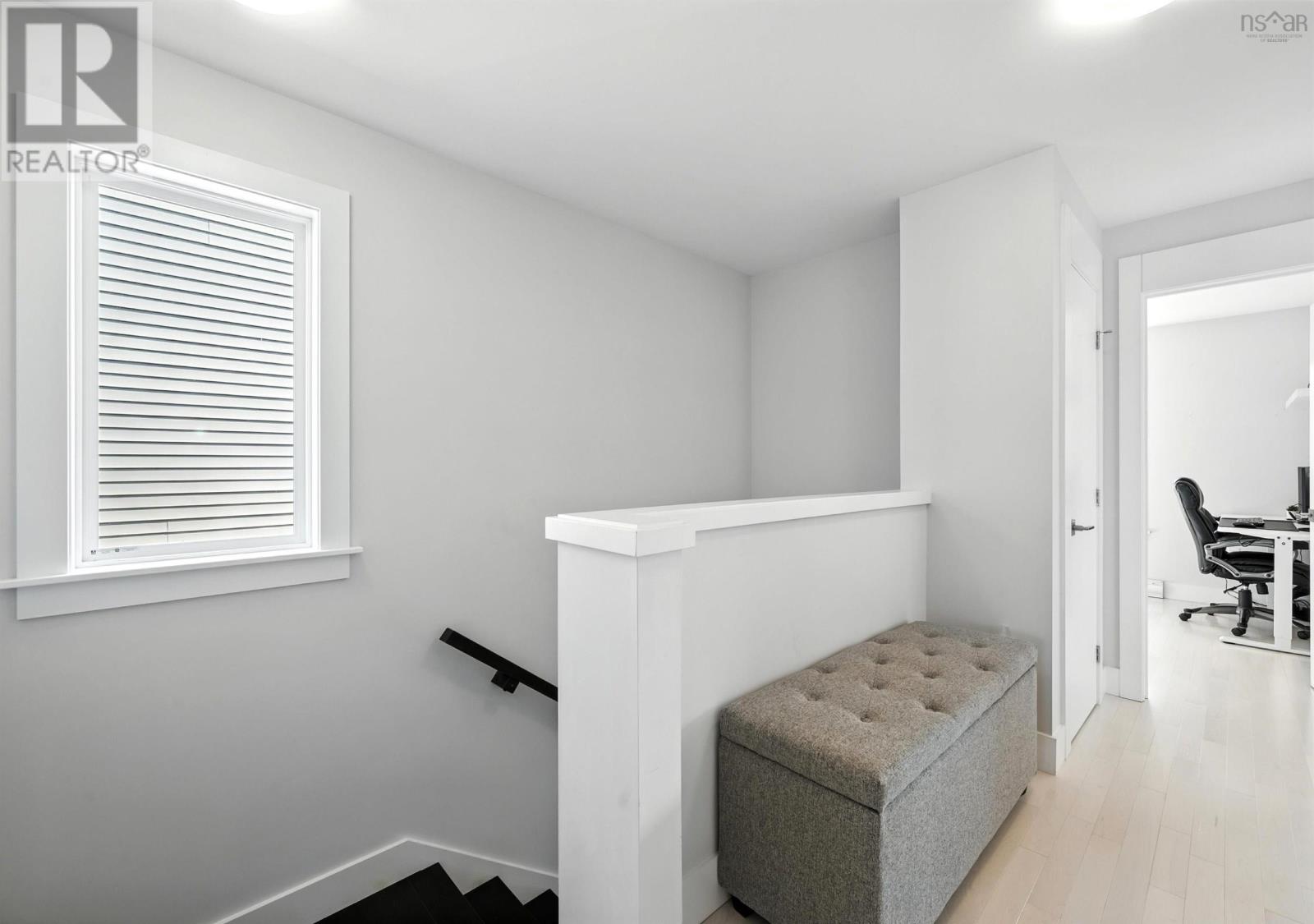 Property 18 of 49 of 32 Travertine Court