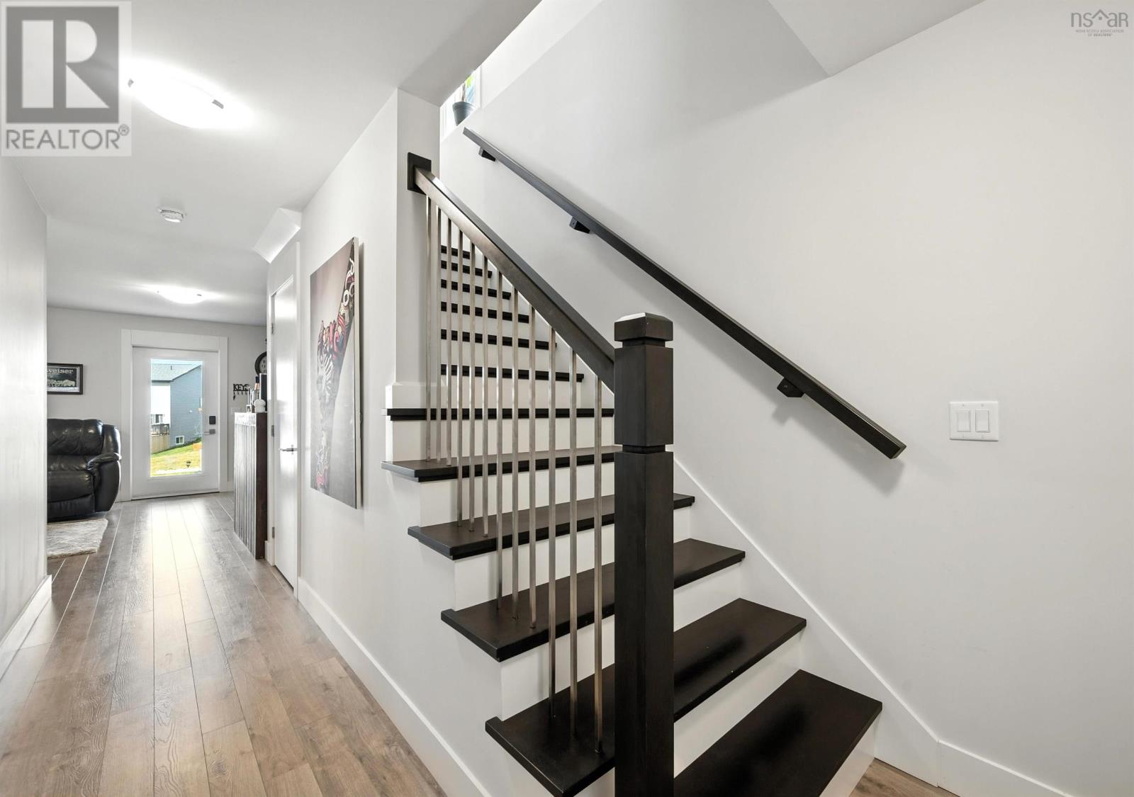 Property 30 of 49 of 32 Travertine Court