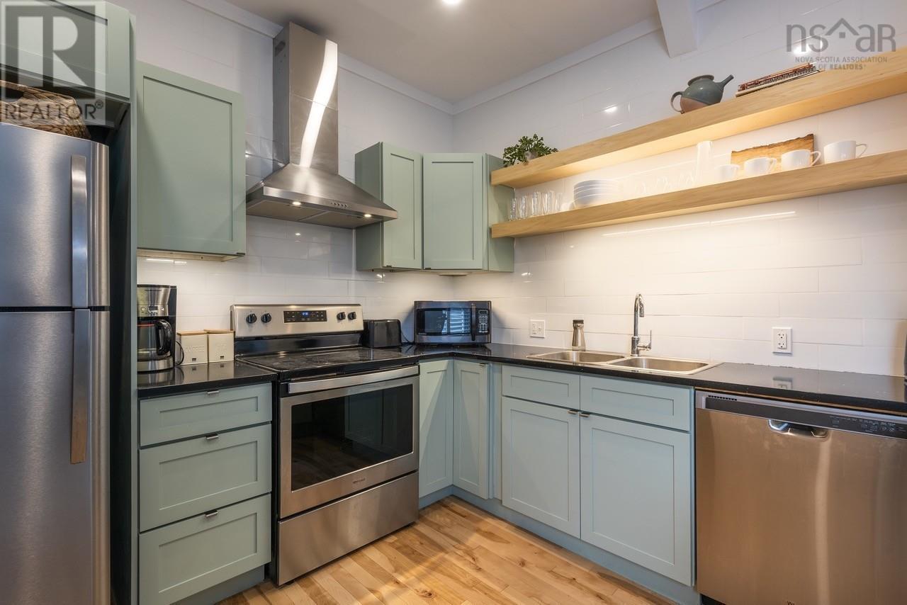 Property 4 of 25 of 6284-86 Chebucto Road