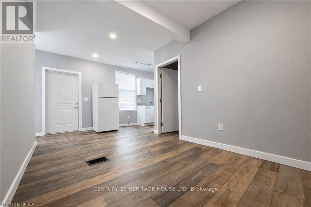 33 Dumfries Street B