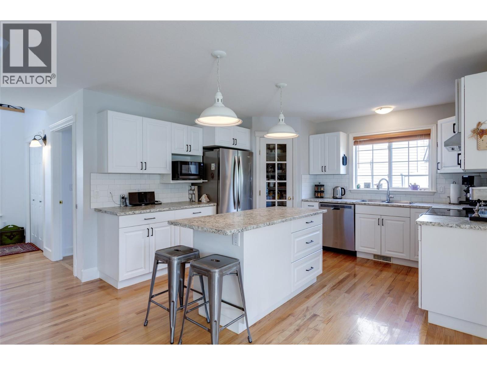 2205 Canary Place, Vernon