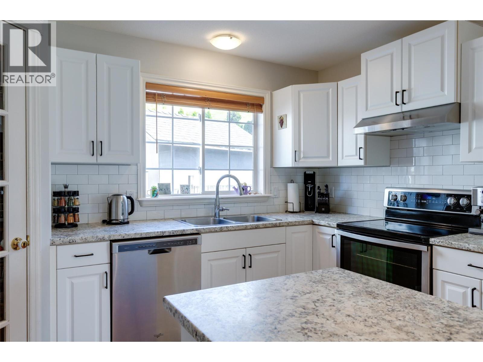 2205 Canary Place, Vernon