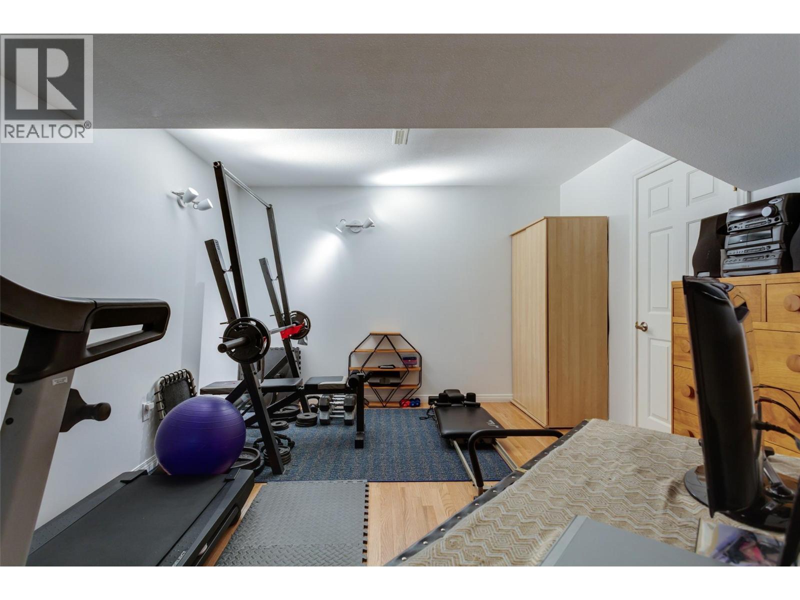 2205 Canary Place, Vernon