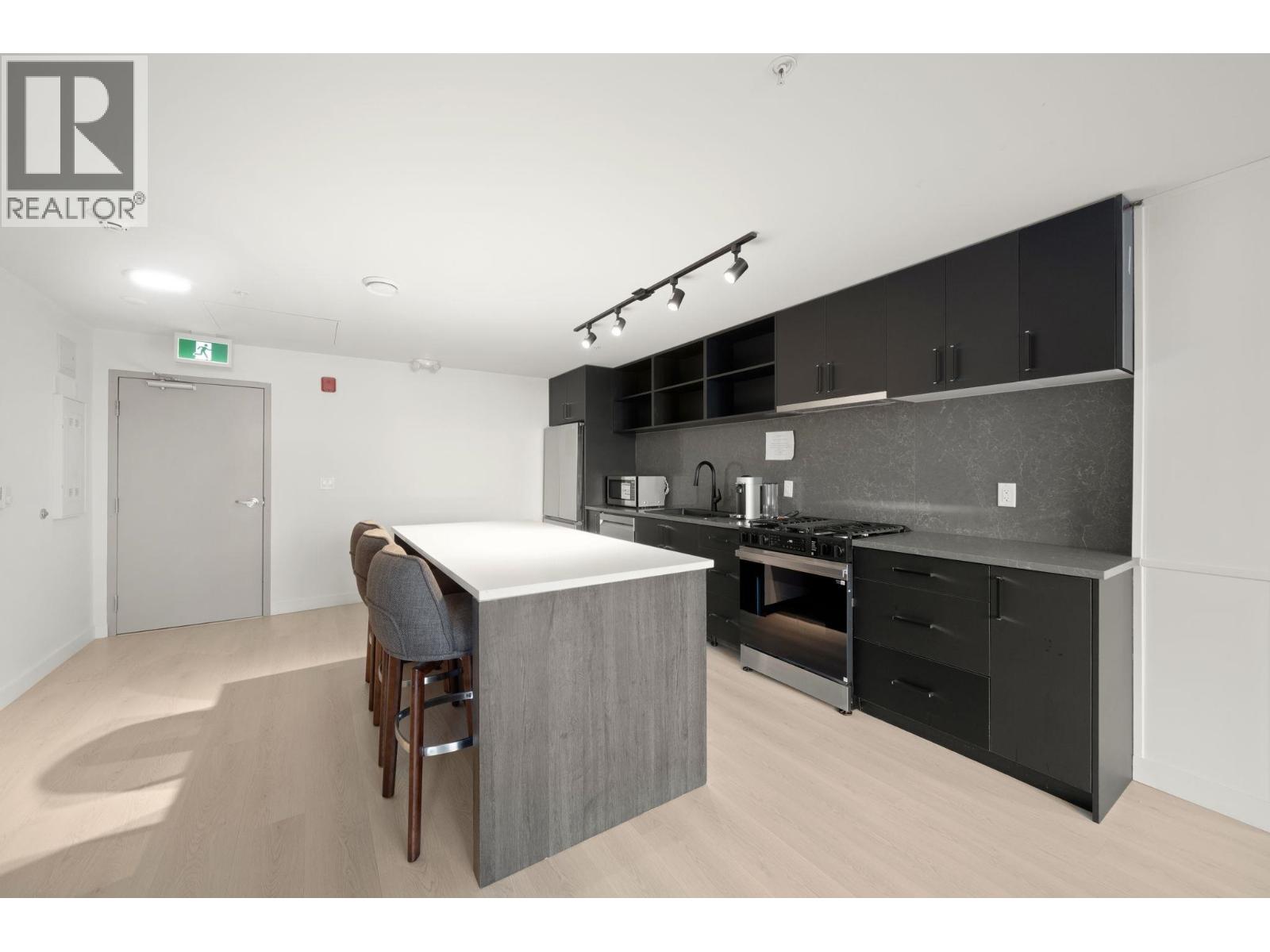 103 2002 ST. GEORGE STREET, Port Moody