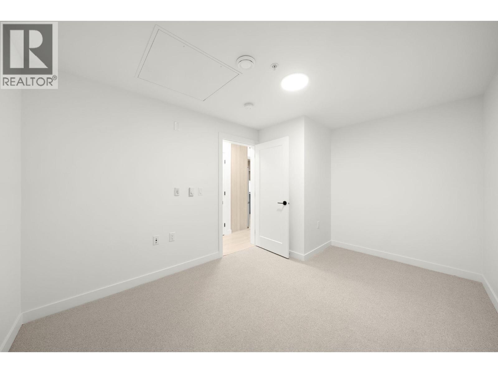 103 2002 ST. GEORGE STREET, Port Moody