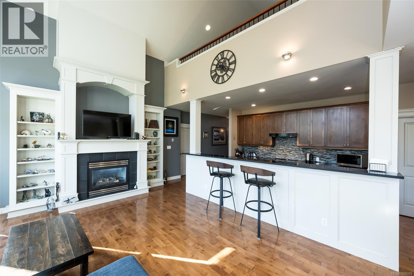 1 630 Brookside Rd, Colwood