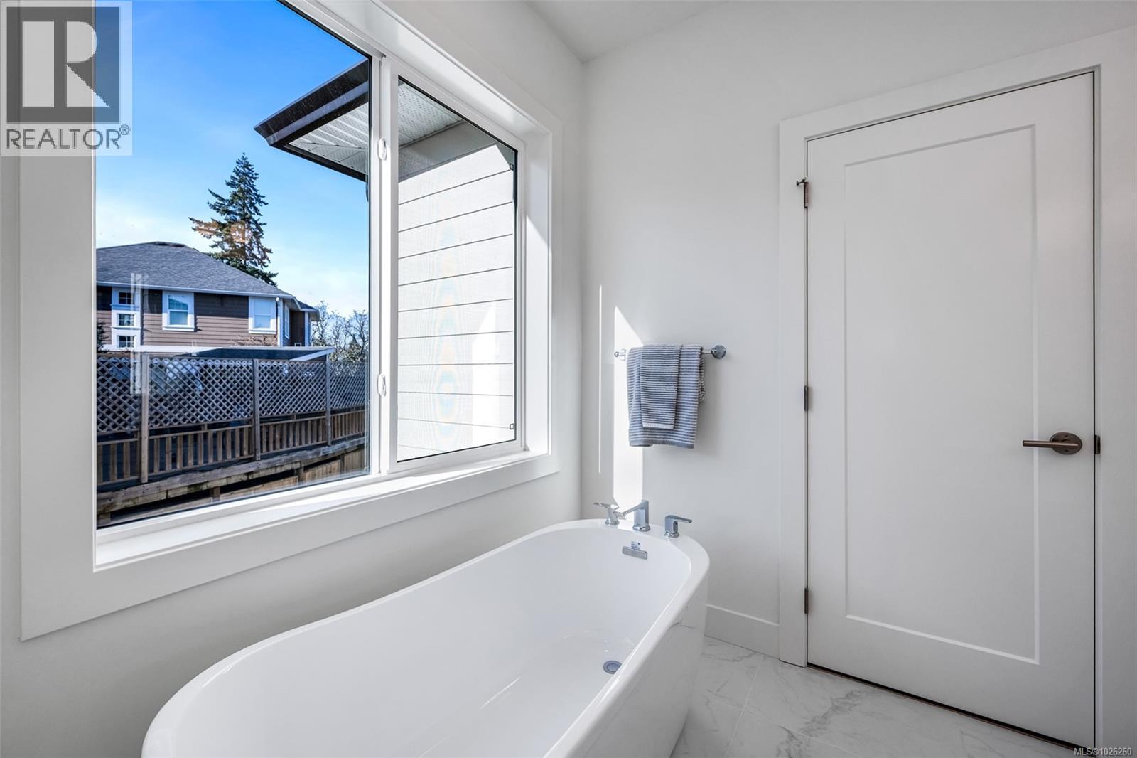  654 Wisteria Ridge, Langford