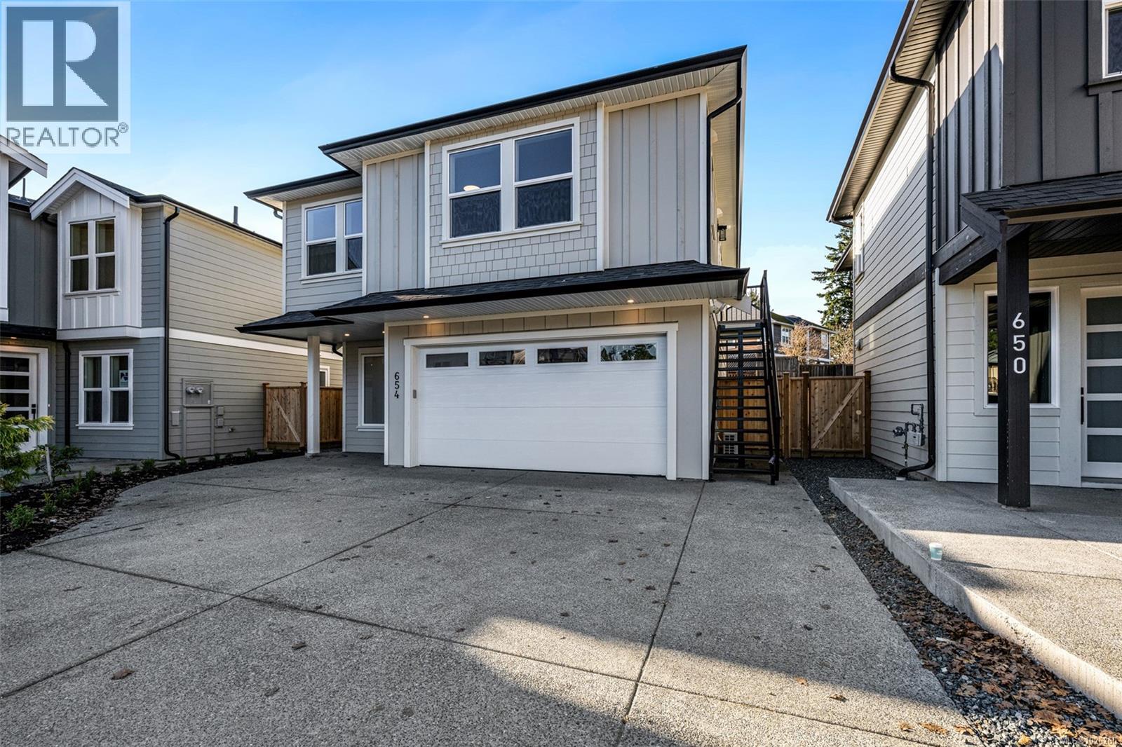  654 Wisteria Ridge, Langford