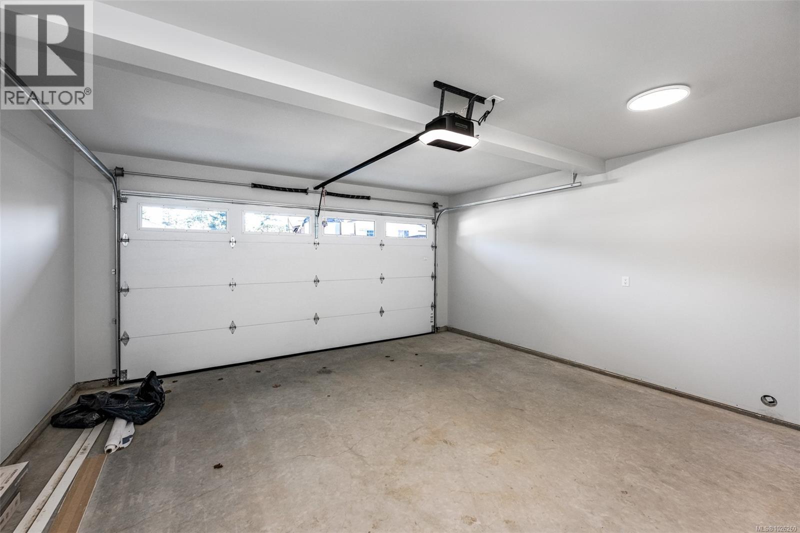  654 Wisteria Ridge, Langford