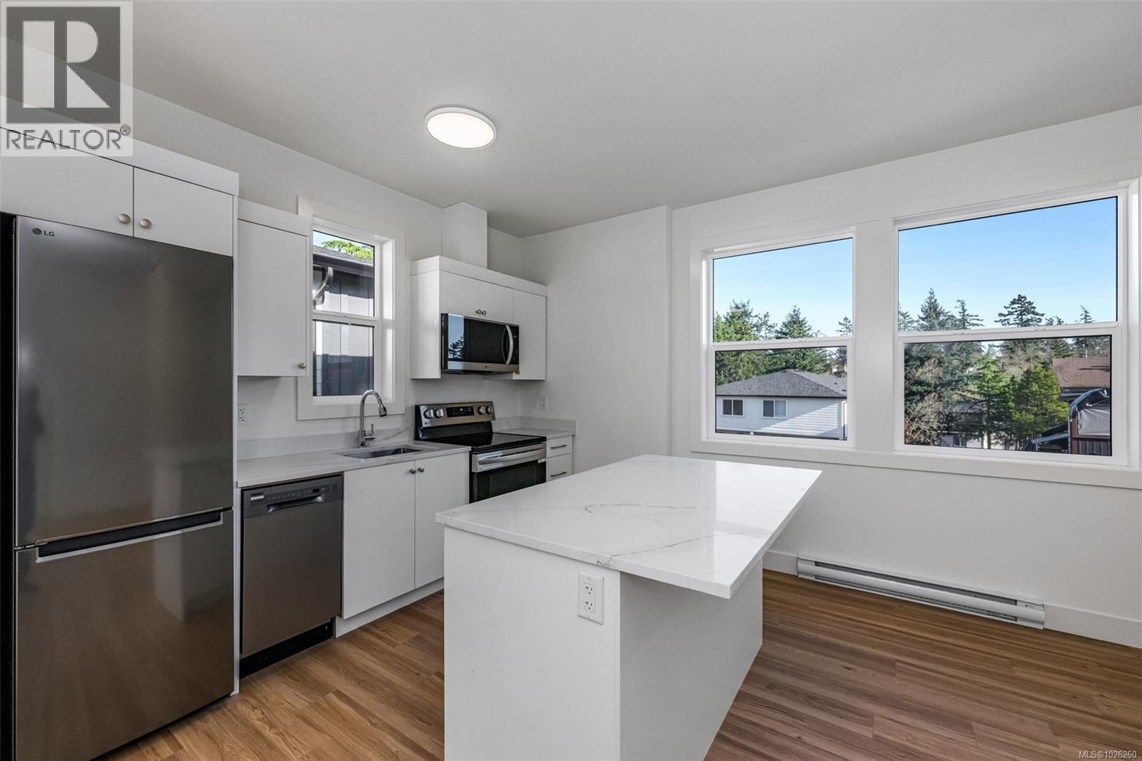  654 Wisteria Ridge, Langford