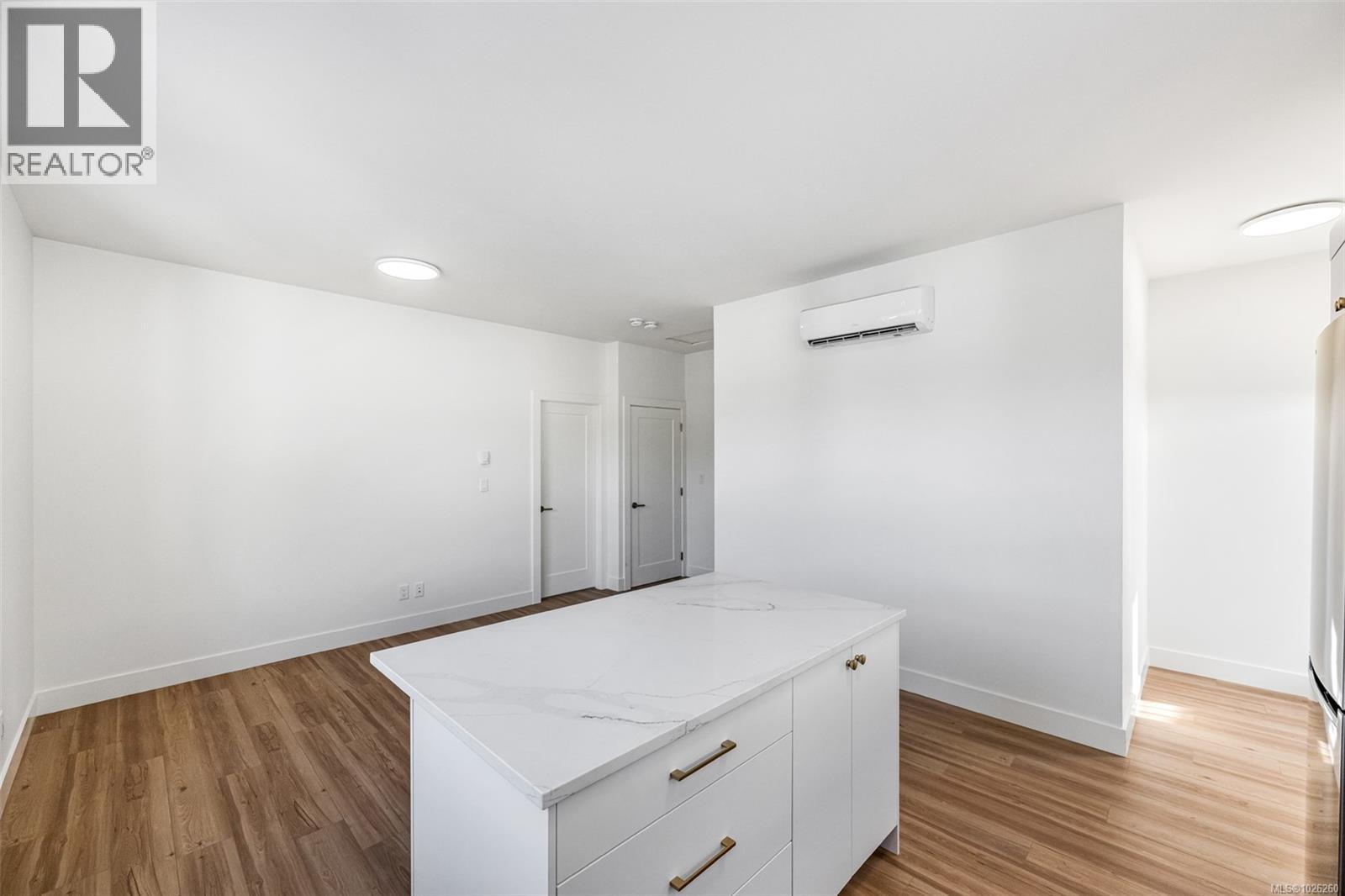  654 Wisteria Ridge, Langford