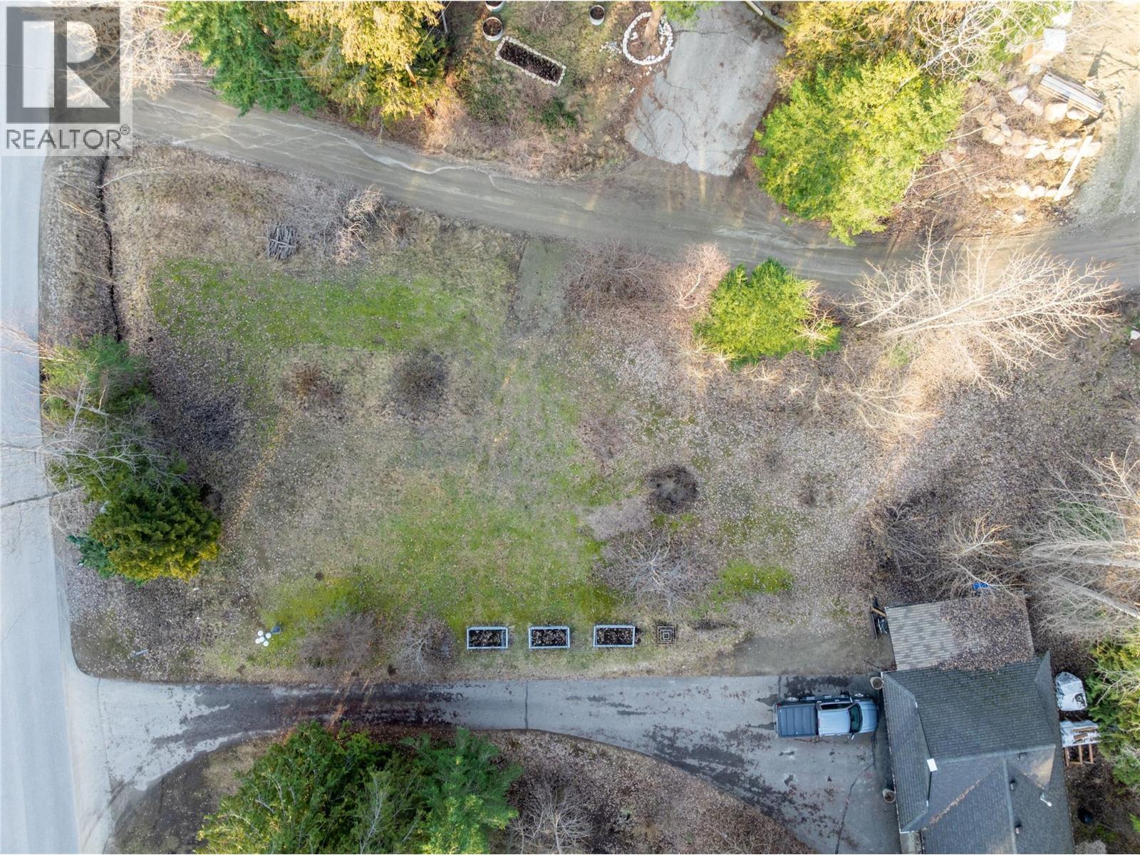  2486 Centennial Drive, Blind Bay