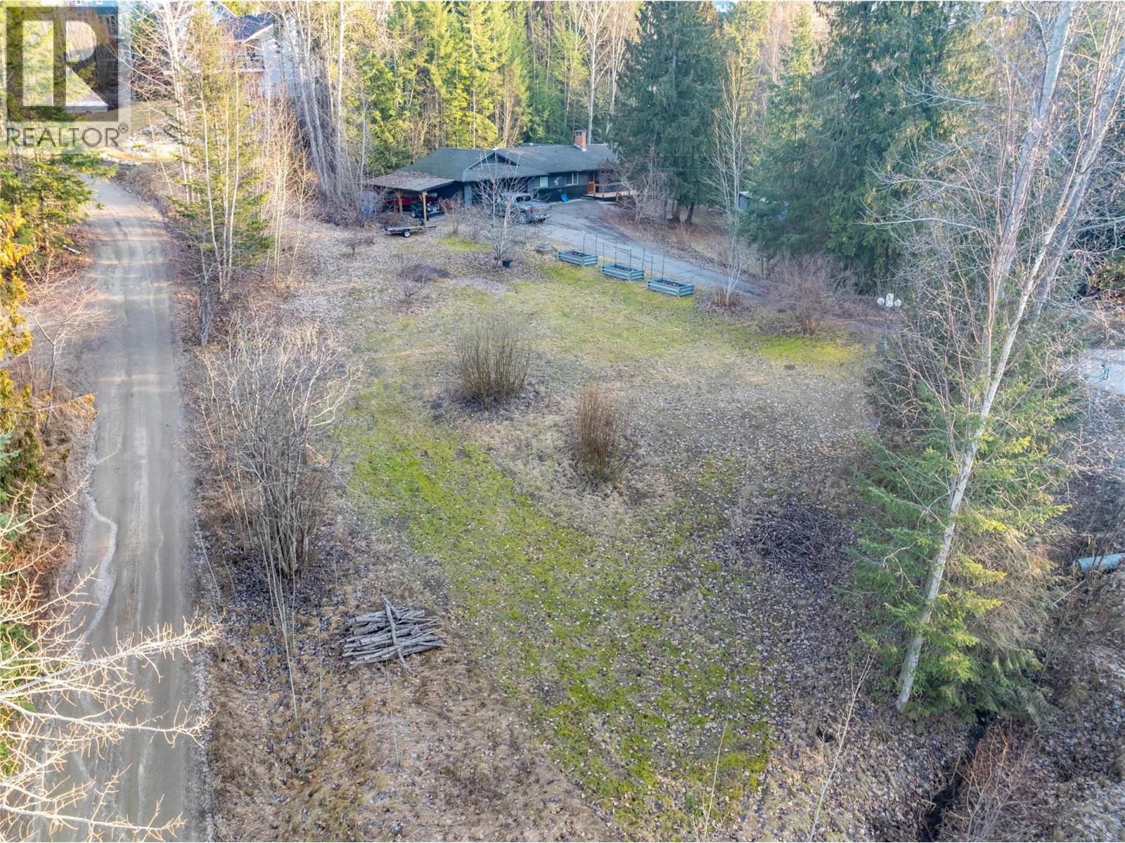  2486 Centennial Drive, Blind Bay