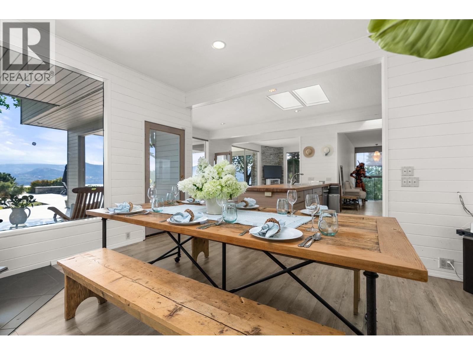 1030 King Drive, Naramata