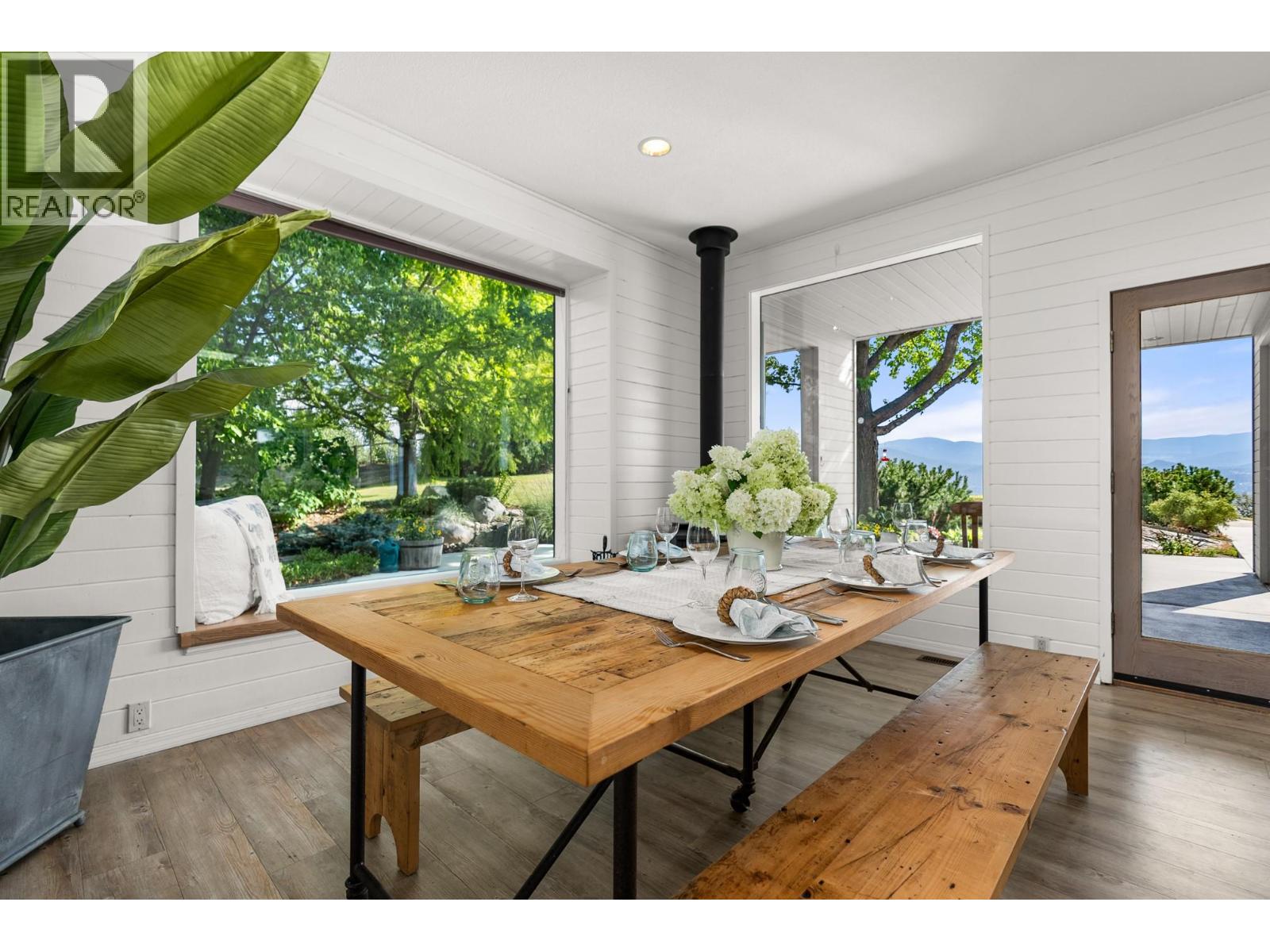 1030 King Drive, Naramata