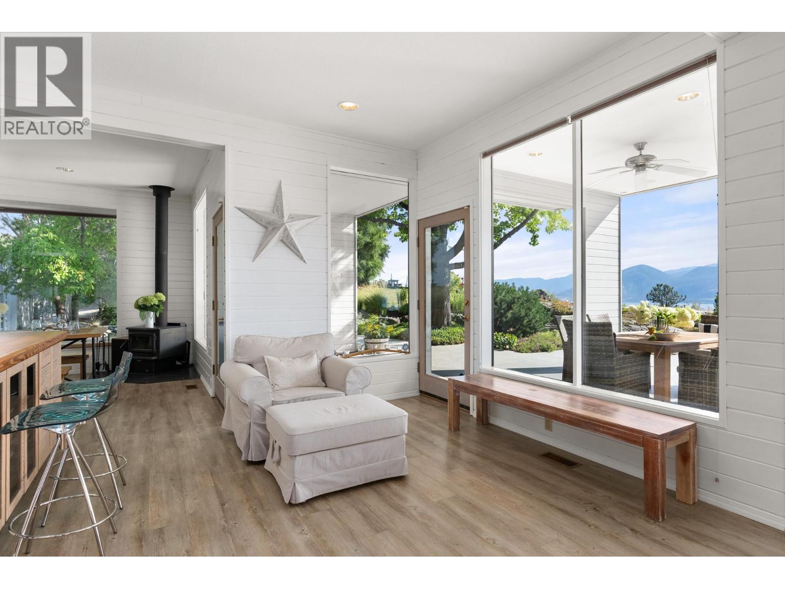 1030 King Drive, Naramata