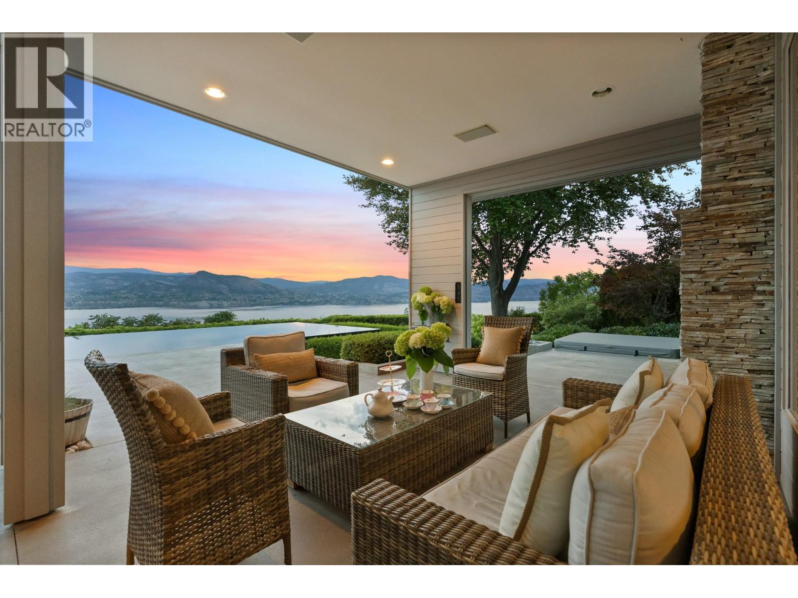 1030 King Drive, Naramata