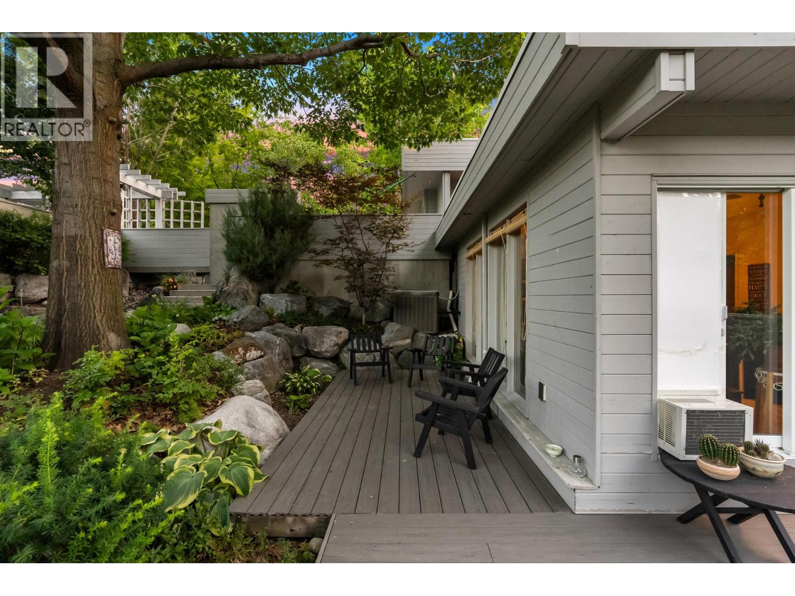 1030 King Drive, Naramata