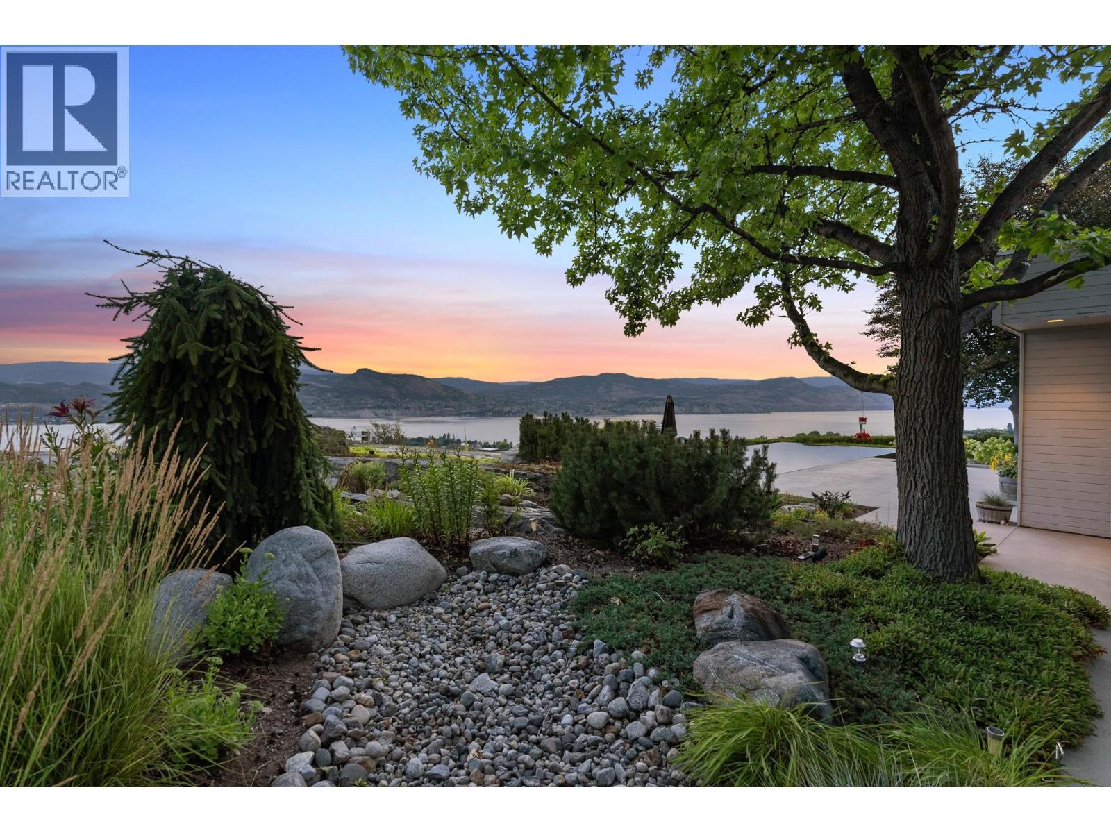 1030 King Drive, Naramata