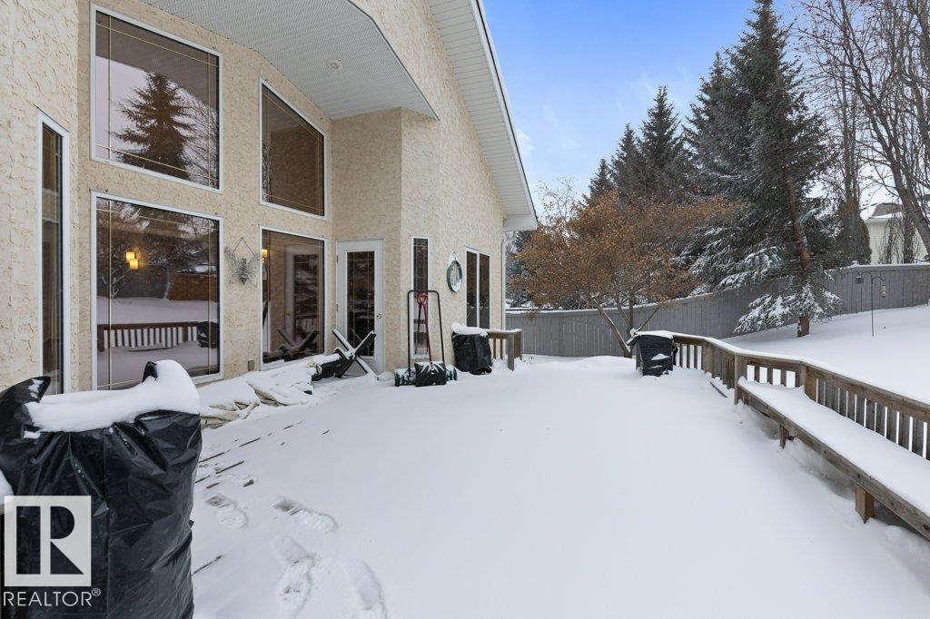 8 OSBORNE CL, St. Albert