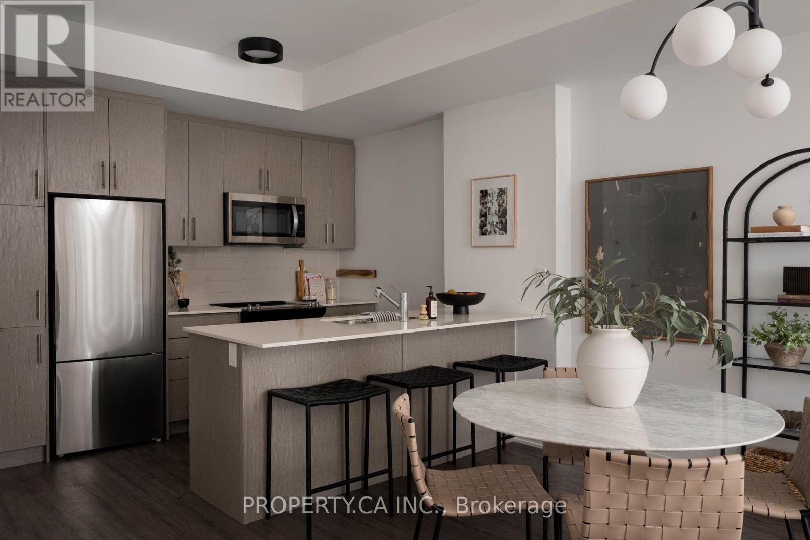 124 - 40 WILLIAM JACKSON WAY - Photo 2 of 23, Toronto (New Toronto), Ontario