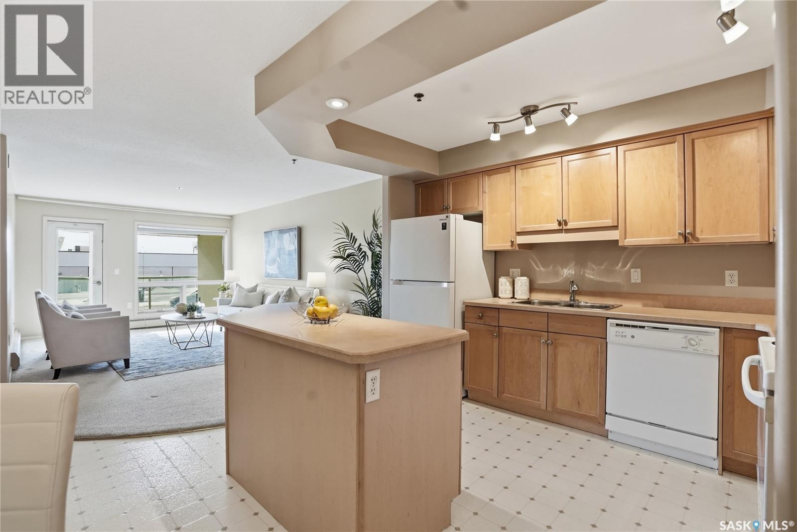 #102 2213 Adelaide STREET E - 15