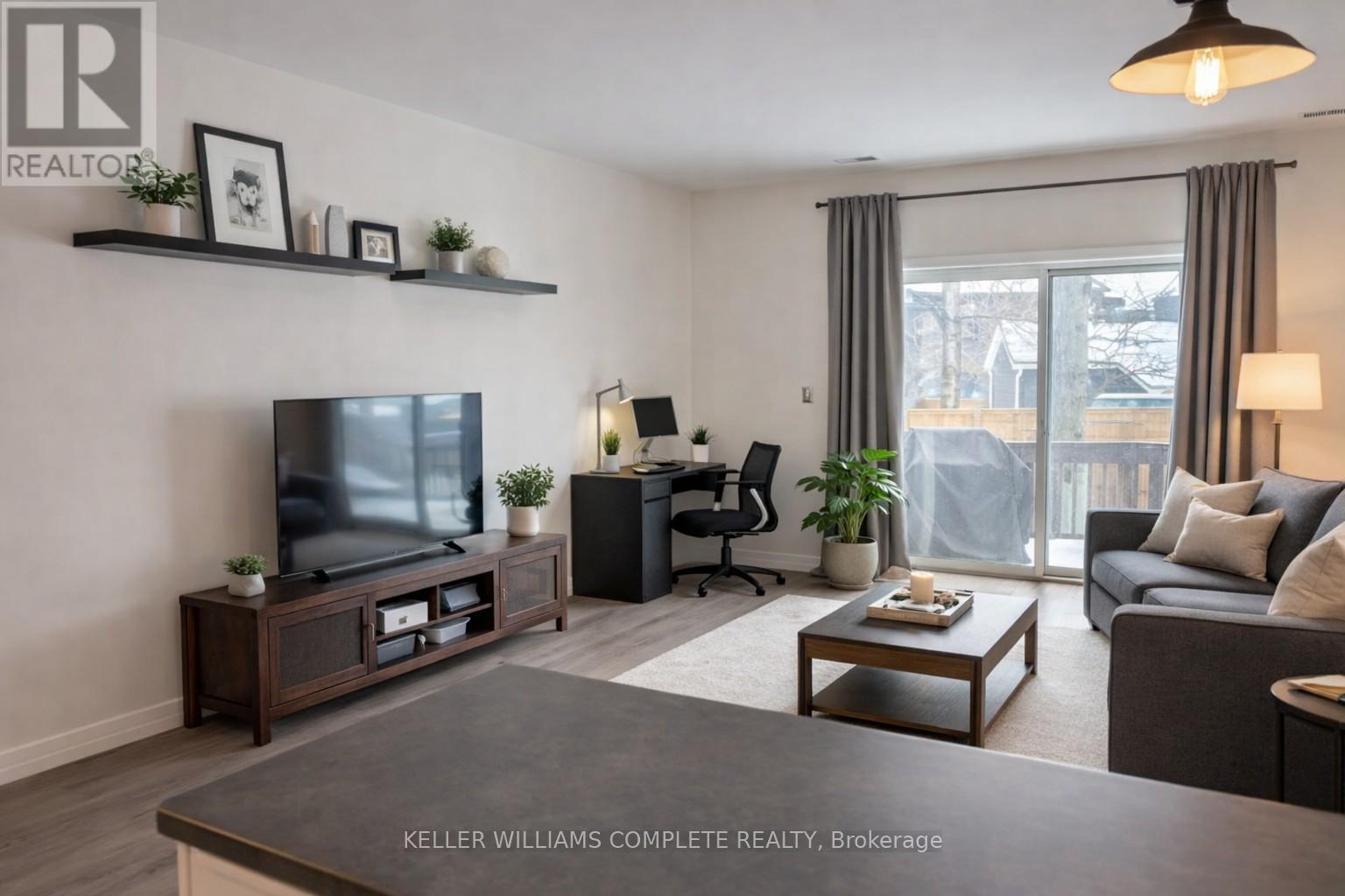 400 YORK Boulevard 105