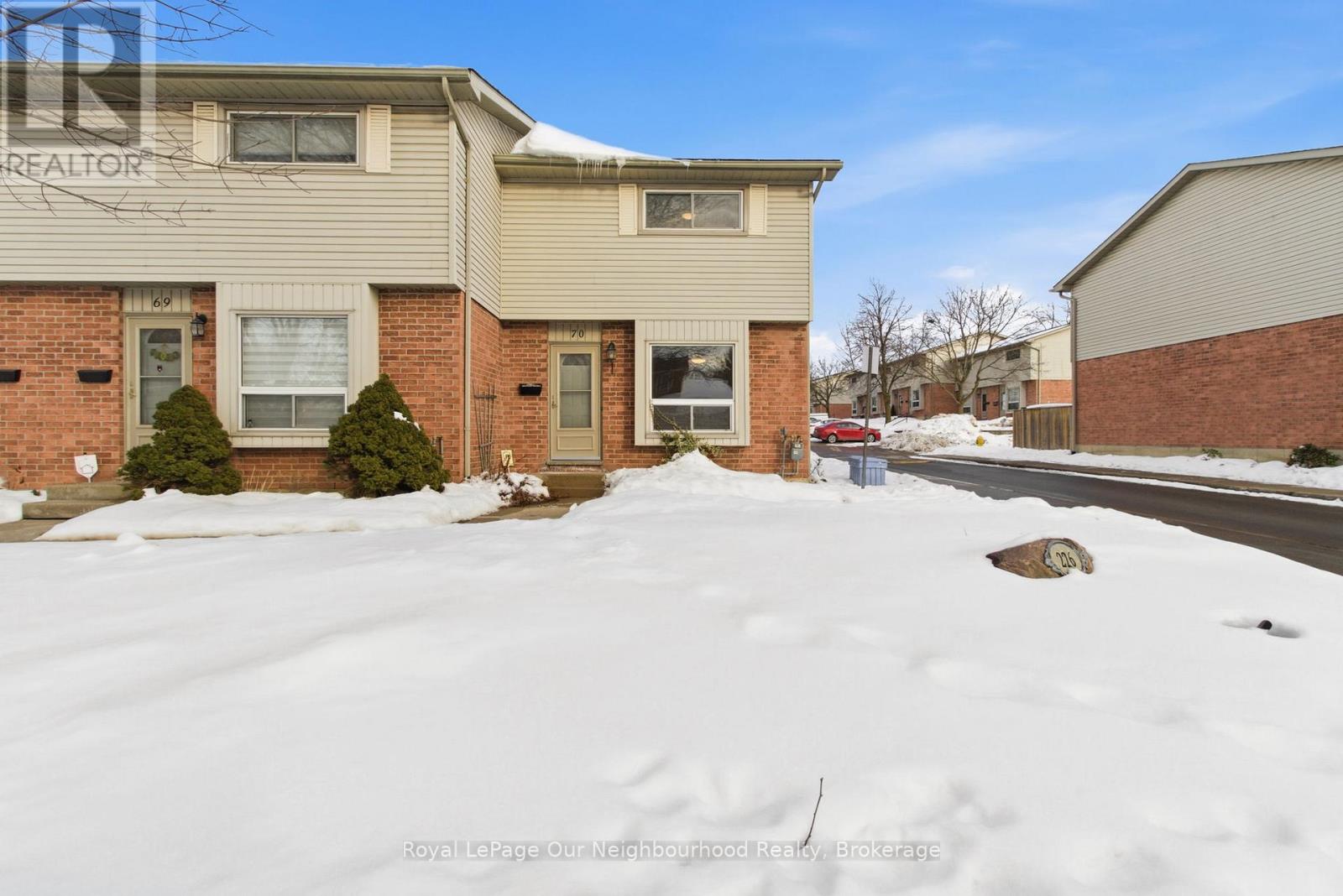 226 Highview Unit 70 photo 2